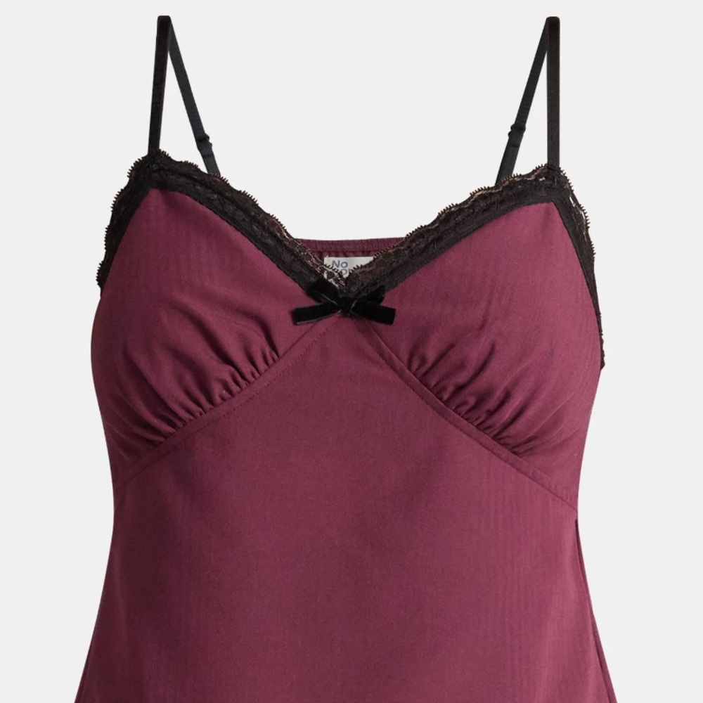 No Boundaries Sweetheart Tank Top with Lace Trim
